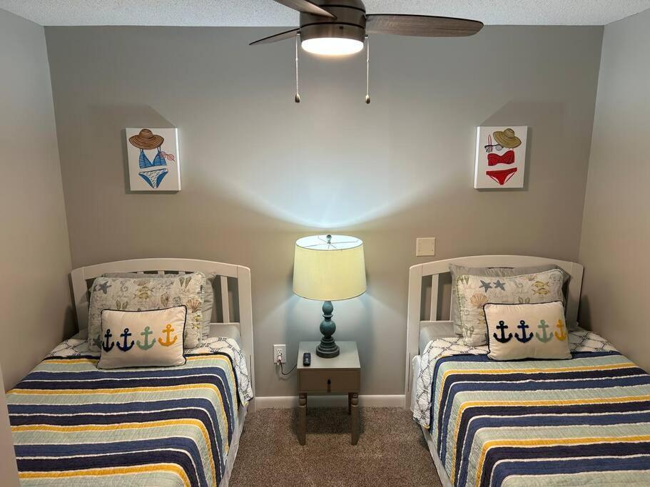 On The Sand Beachfront Condo, Newly Renovated Myrtle Beach Extérieur photo