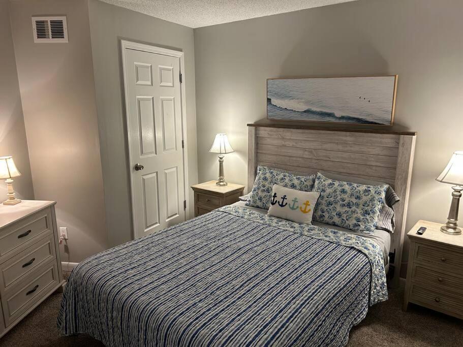 On The Sand Beachfront Condo, Newly Renovated Myrtle Beach Extérieur photo